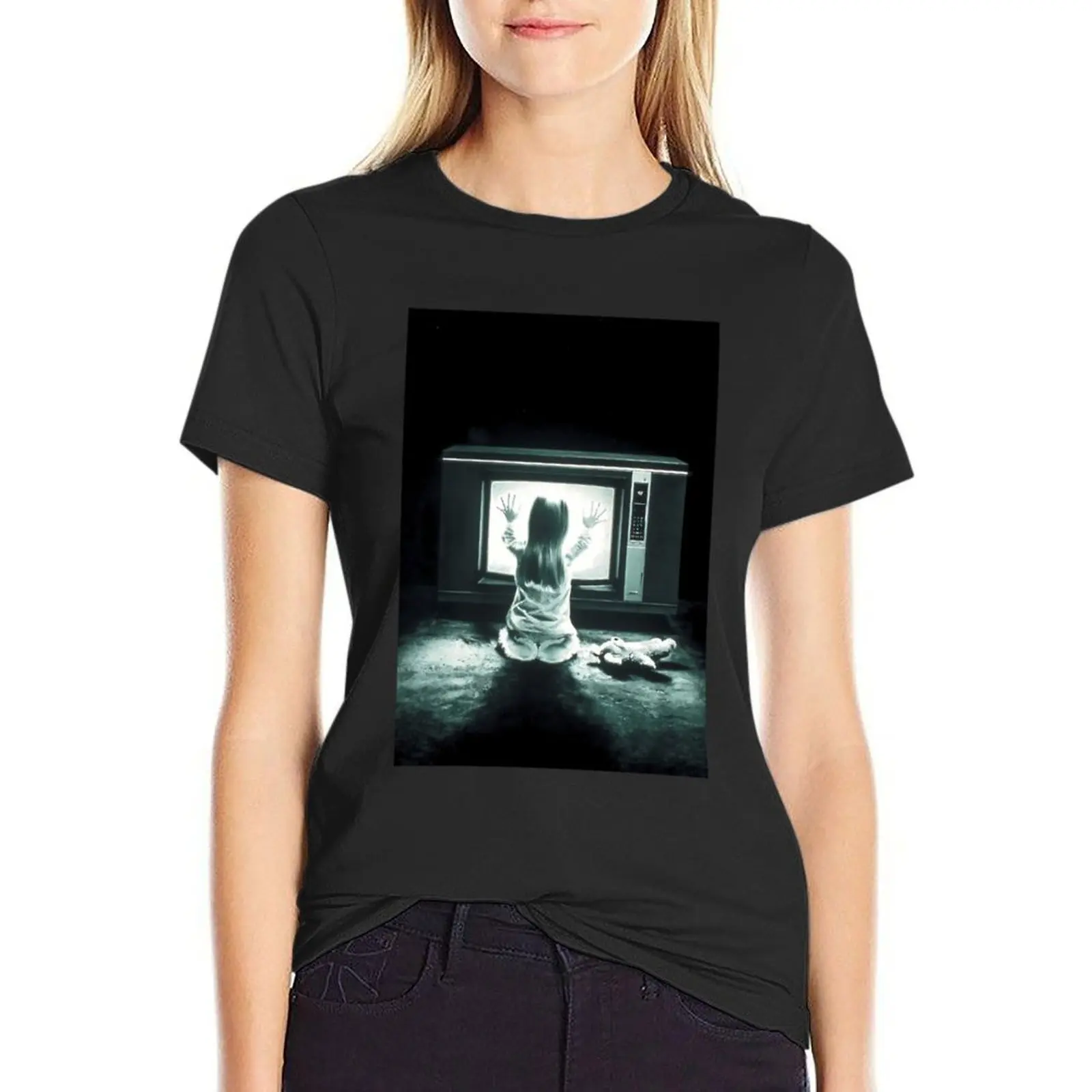 

The Poltergeist Postcard \t T-shirt Blouse summer tops anime clothes T-shirt Women