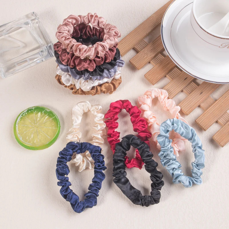 Elastico per capelli con rosa ornamento per capelli morbido elastico per capelli per donne e ragazze titolari coda di cavallo elastici per capelli in seta nera Elastico per capelli con rosa ornamento per capelli morbido elastico per capelli per donne e ragazze titolari coda di cavallo elastici per capelli in seta nera