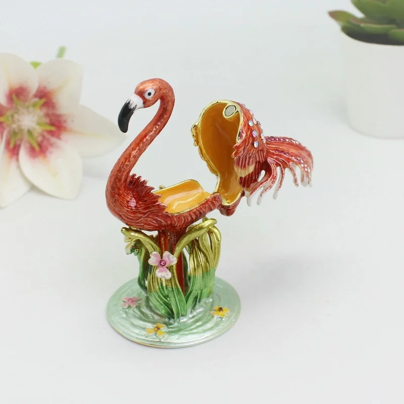 Flamingo Trinket Box Metal Enameled Bird Animal Figurines Collectable Wedding Jewelry Ring Holder Organizer mini storage boxes