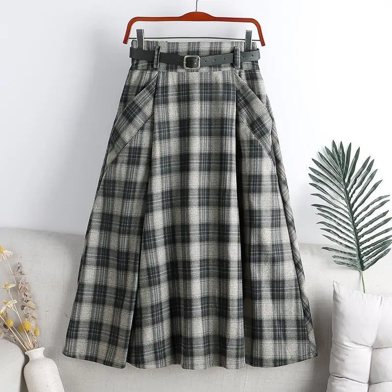 Retro Plaid Half Length Dress for Women Autumn Winter New High Waist Slim Fleece Plaid Mid Length Large Swing Umbrella Skirt