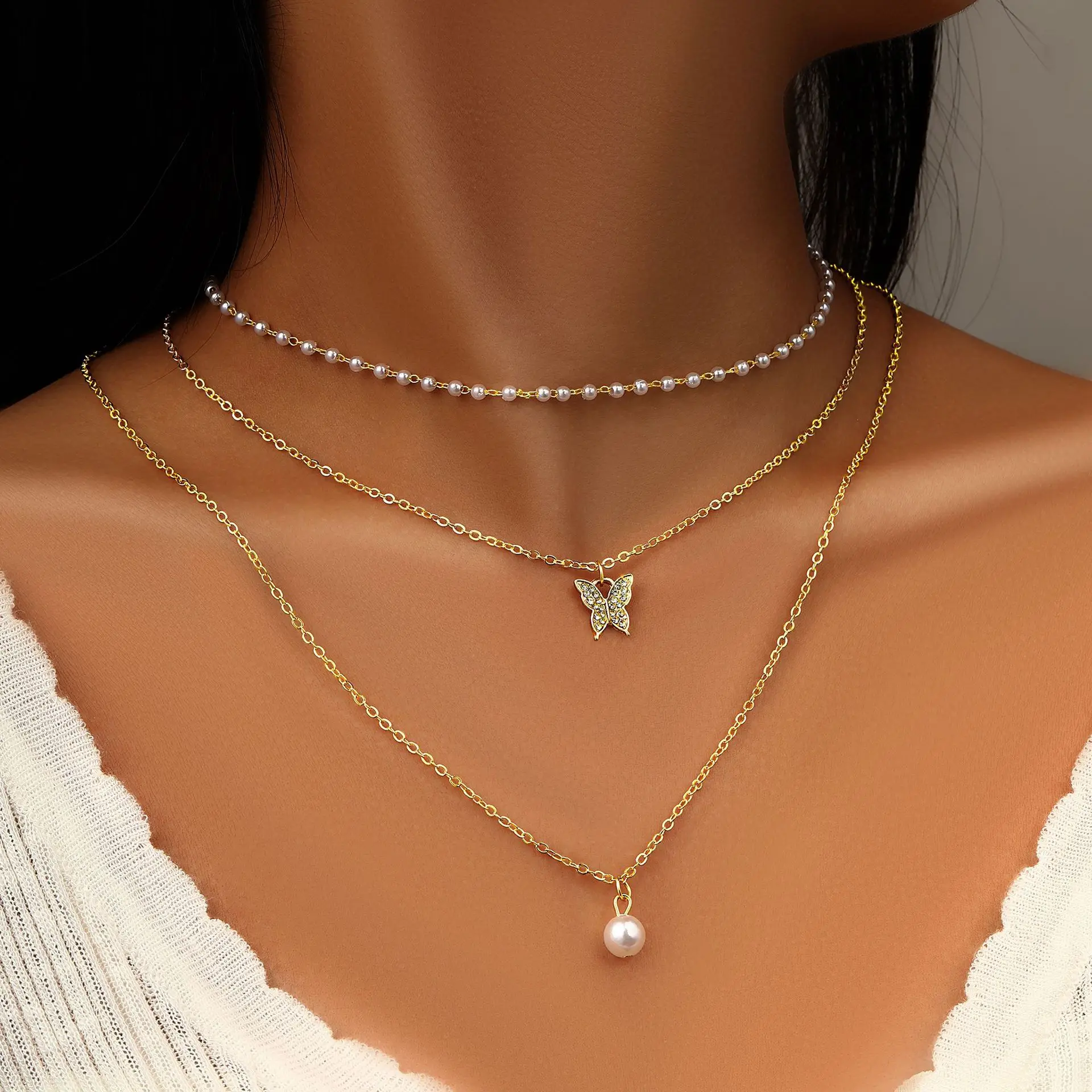 2025 Pearl Cross Pendant Necklace for Women Charms Fashion Bohemia Gold Color Clavicle Chain Female Vintage Jewelry Trendy Gifts