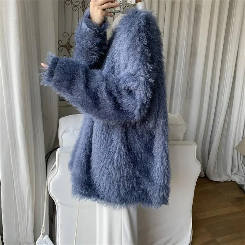 Рисунок 4 - Зимние толстые пушистые пуловеры