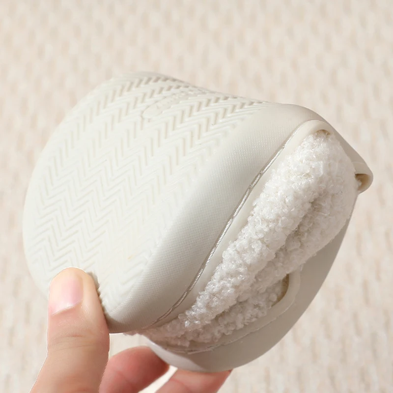 Cartoon Christmas House Slippers Women Cute Gingerbread Winter Warm Slides Couple Flat Heel Round Toe Cotton Slippers Woman