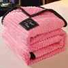Cooling Bedding Quilt All-Season Air Conditioning Comforter Lightweight Fiber Cooling Comforter Cover For Home Bedroom Living 4