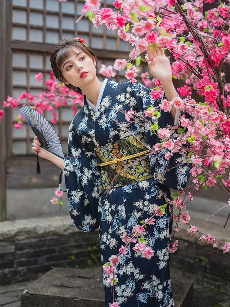 

Women's Yukata Traditional Japan Kimono Robe Photography Dress Cosplay Costume blue Color flowers Prints Vintage Clothing
