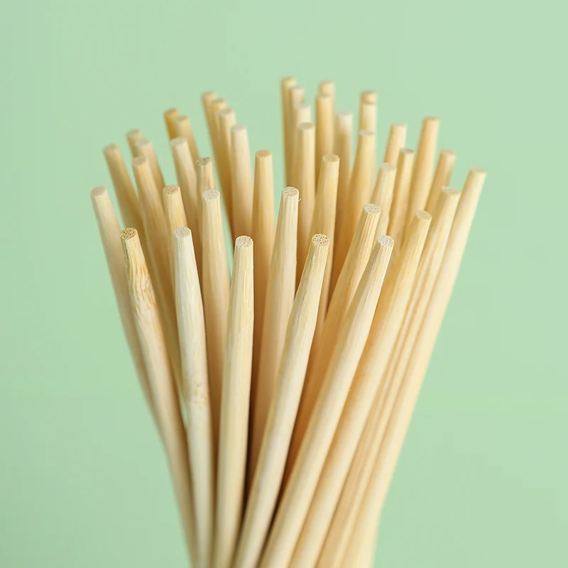Disposable Chopsticks Bamboo Chopsticks 100 Individually Packaged Pairs for Restaurants and Home Use Enjoy Convenient Sanitary Tableware.