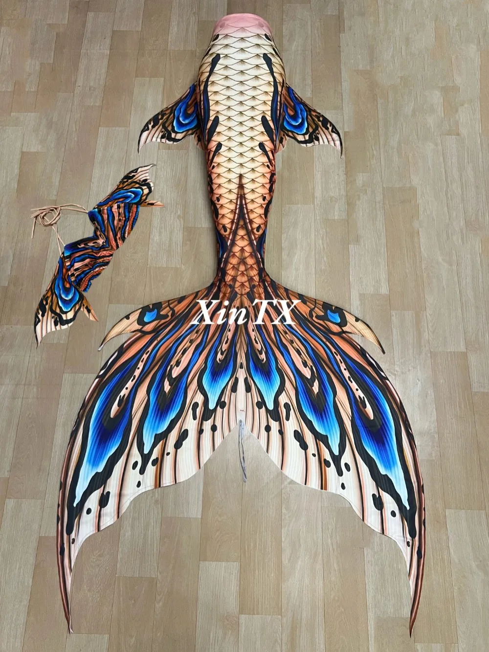 女性のためのマーメイドテール水着、水泳可能な水着、ビーチ、砂