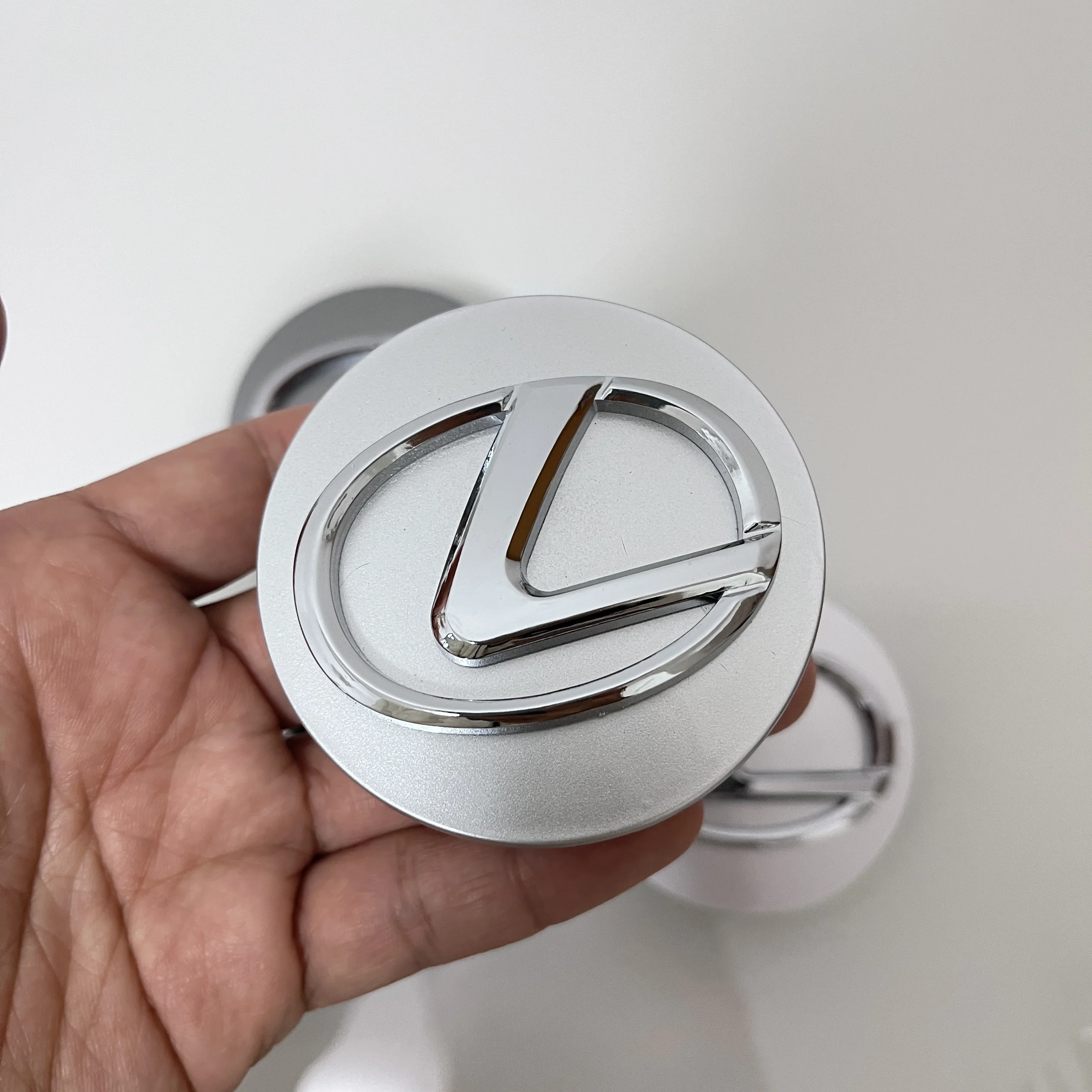 Wheel Hub Caps 4pcs 62mm Wheel Hub Center Caps For Lexus