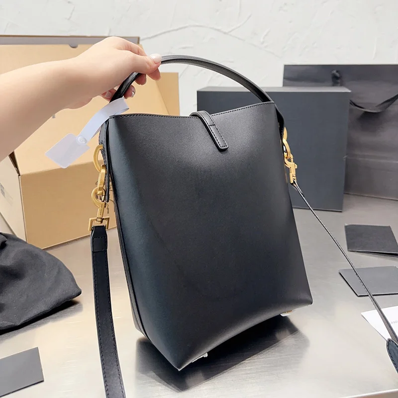 

2023 Women's Genuine Leather Bag Female New Luxury High Quality Bucket Handbag Lady Fashion Casual Shoulder Bag