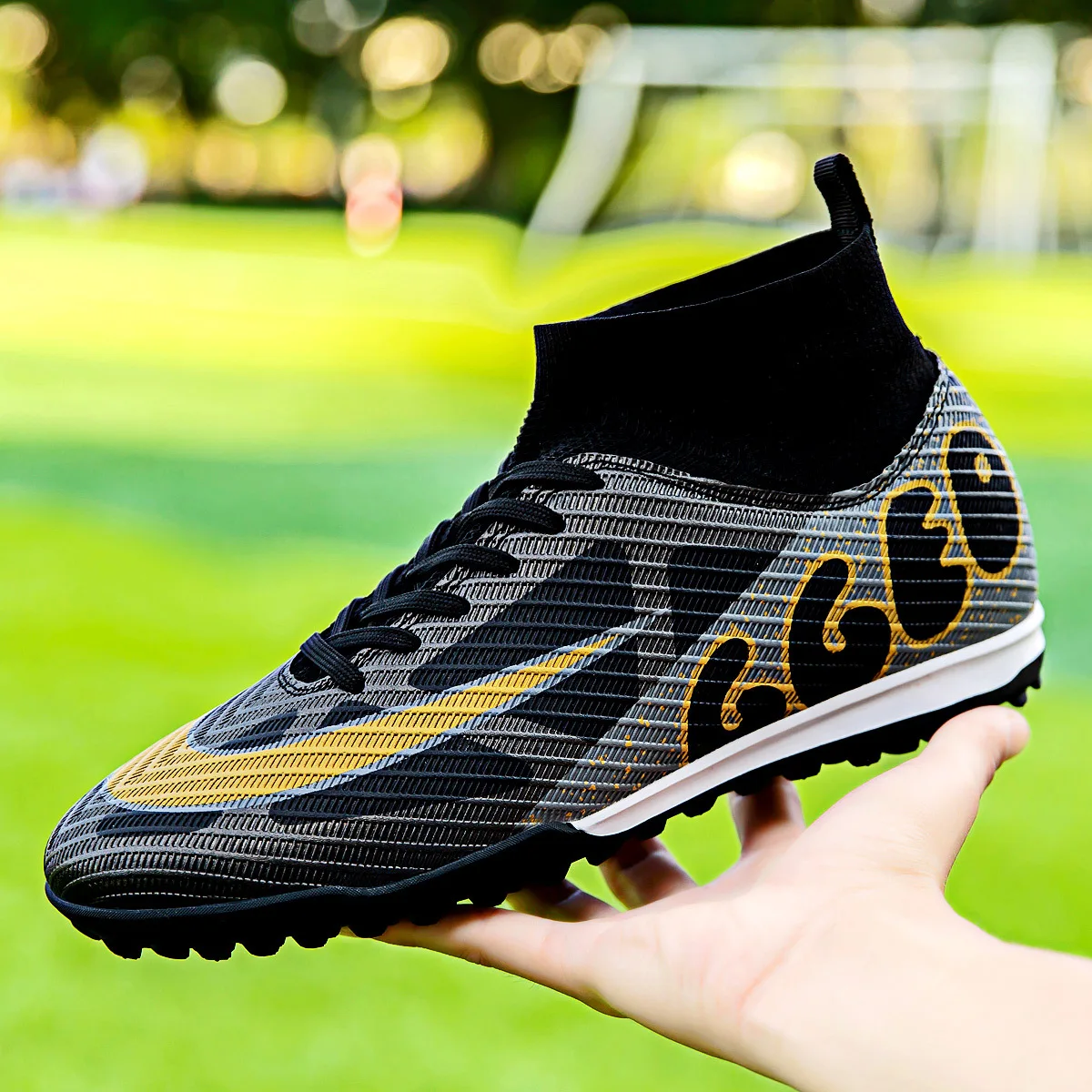 Fashion Adult Outdoor Lawn Long Spikes Soccer Shoes Football Shoes FG Cleats Breathable Soccer Trainning Sneakers