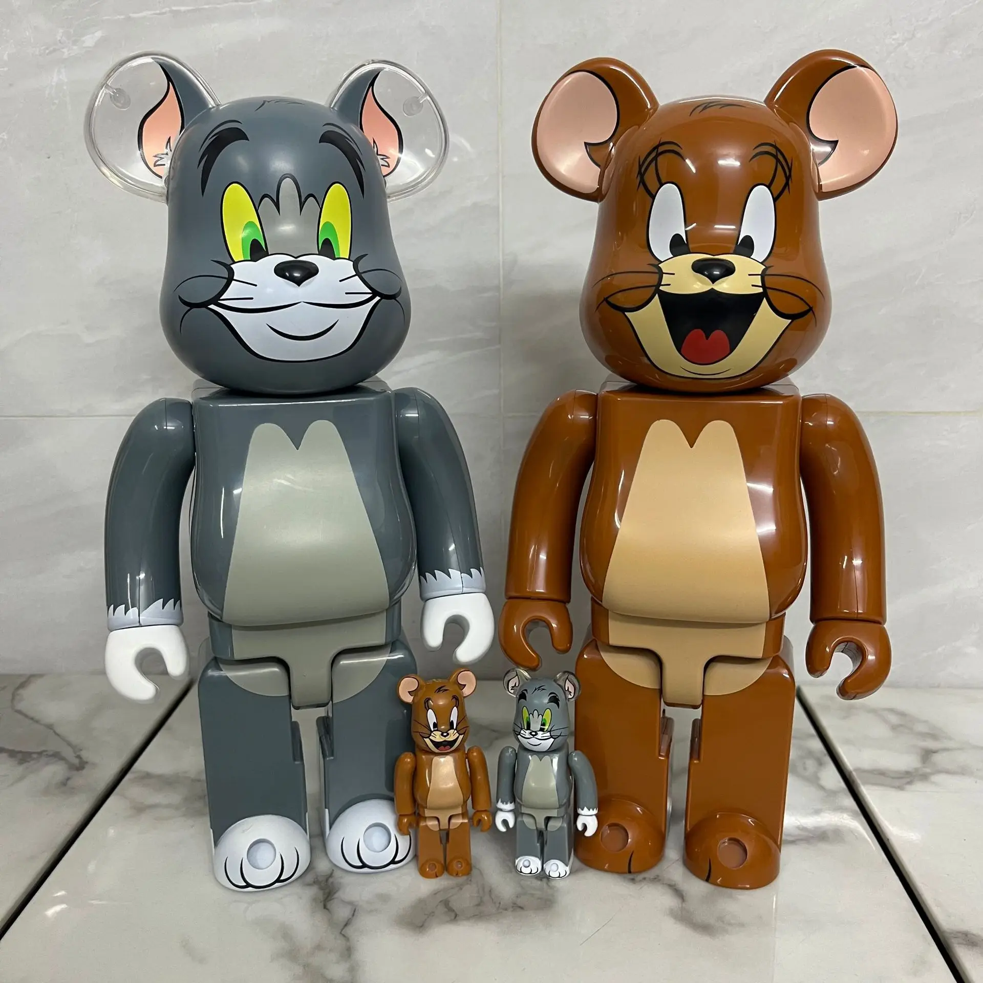 

Bearbrick Tom And Jerry 400% Action Figure Anime Cat And Mouse Flocking Figurine Fashion Collection Model Doll Home Decor Toy