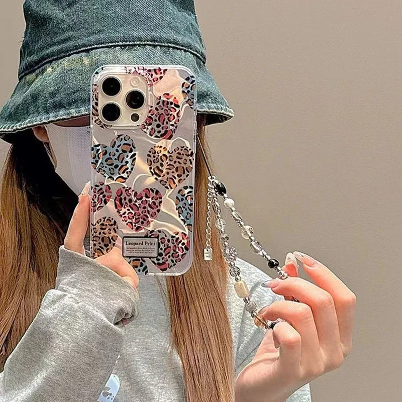 Heart Leopard Chain Phone Case - Stylish and Protective Cover