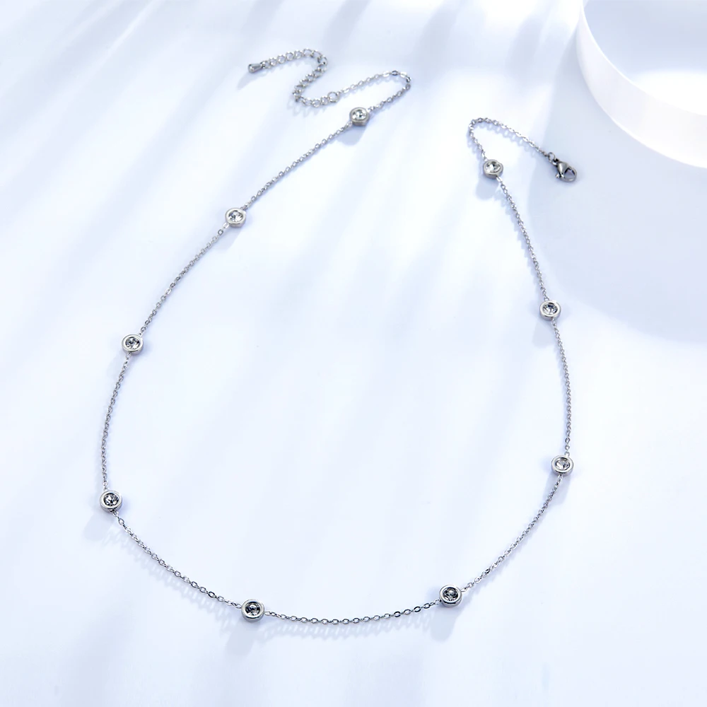 LUXUSTEEL necklace different angle