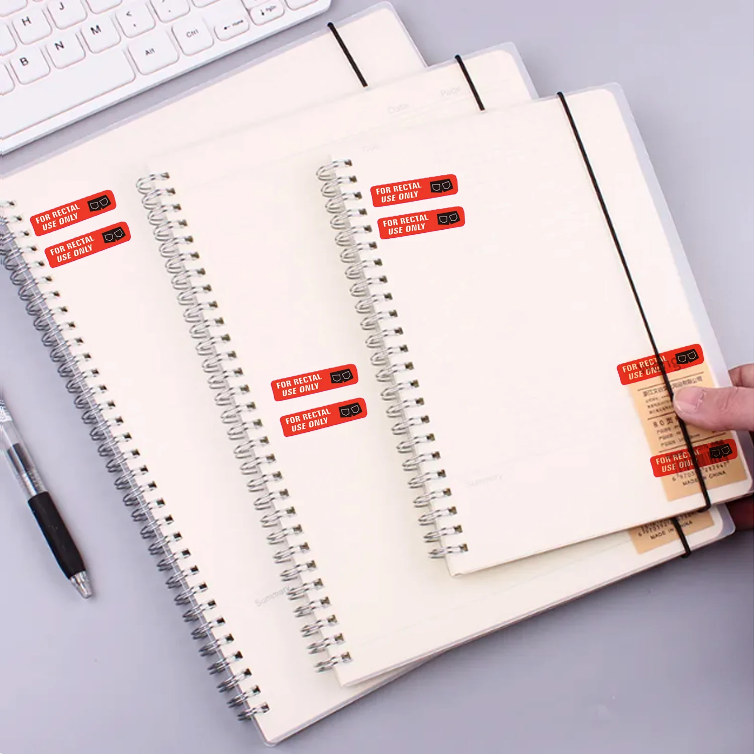 Рисунок 4 - Красные водонепроницаемые наклейки