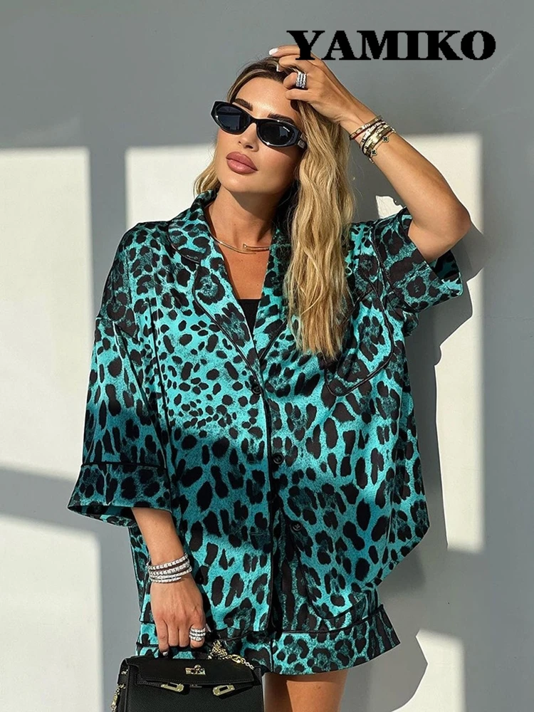 

Leopard Printed Fashion Set For Women Lapel Collar Short Sleeve Button-up Shirt With Short Pants Suits Streetwear Casual Outfits