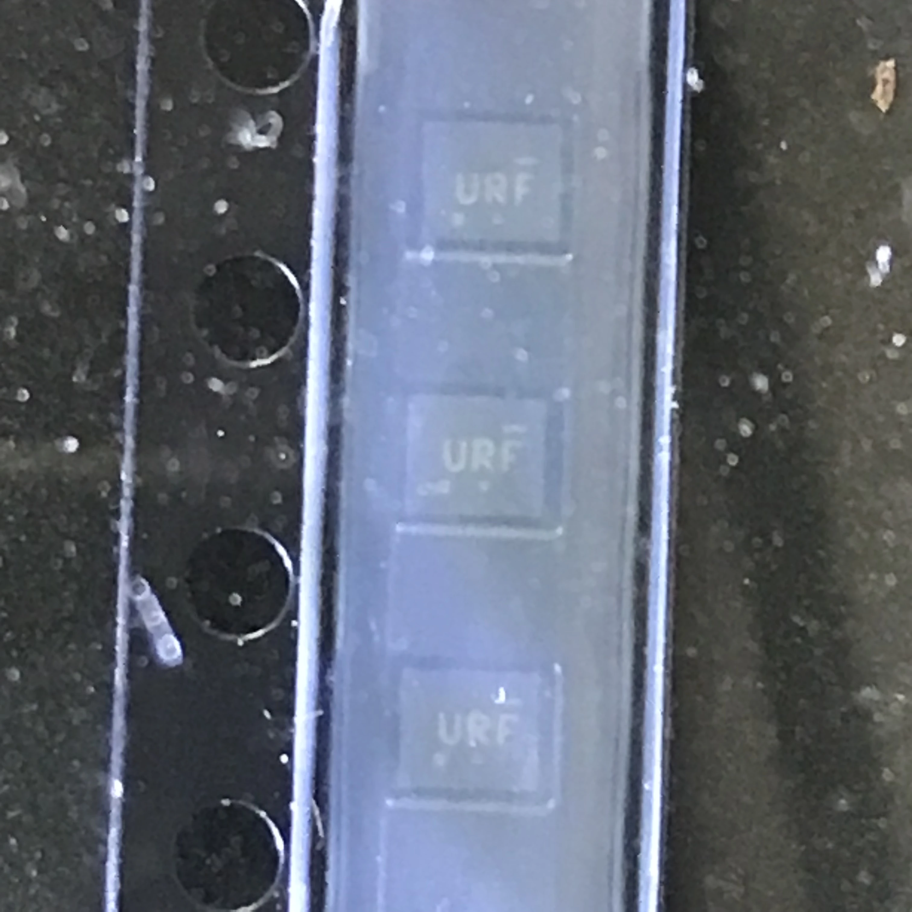 

Nlsv4t244mutag 4-Bit Dual-Supply Non-Inverting Level Translator, Uqfn12 2.0X1.7, 0.4P, URF New Original In Stock