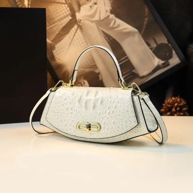 Elegant Women's Saddle Bag - Premium Leather Handheld Messenger Bag, Chic and Stylish Design