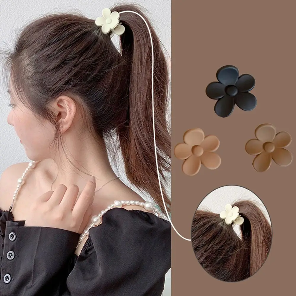 Description Picture 2 of itemCute Temperament Matte Plastic Solid Color Flower Hair Claw Women Hair Accessories Korean Style Hair Clip Ponytail Holder