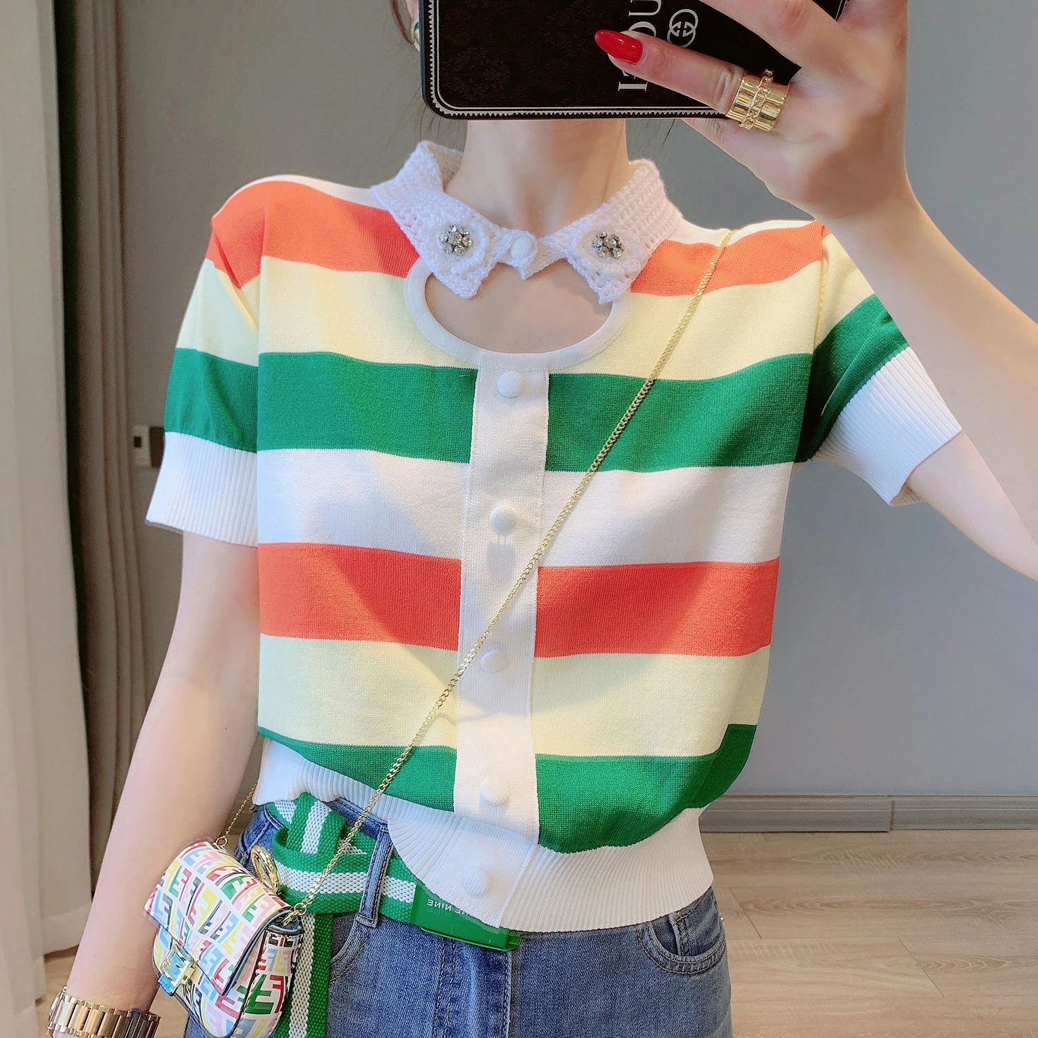 

Женский свитер в полоску контрастных цветов, вязаный пуловер контрастных цветов с коротким рукавом и ажурным воротником с крючком и бисером, женский топ, лето 2022