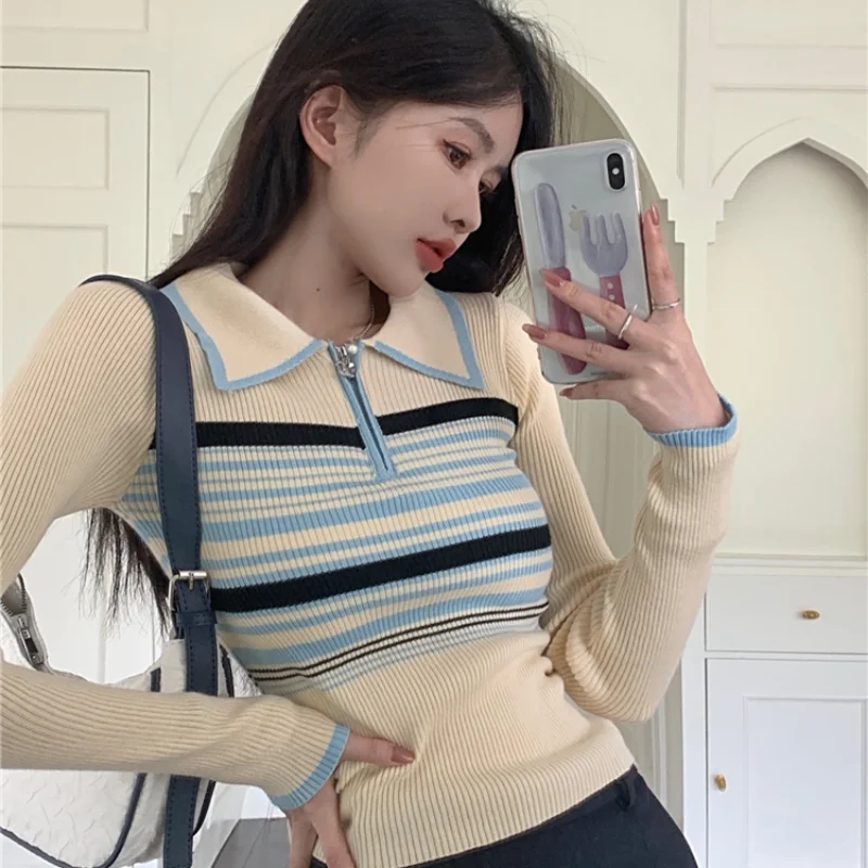Lu's Chic Women's Short Sleeve T-Shirt – Oversized Striped Scoop Neck Top, Casual Summer Tunic With Side Split