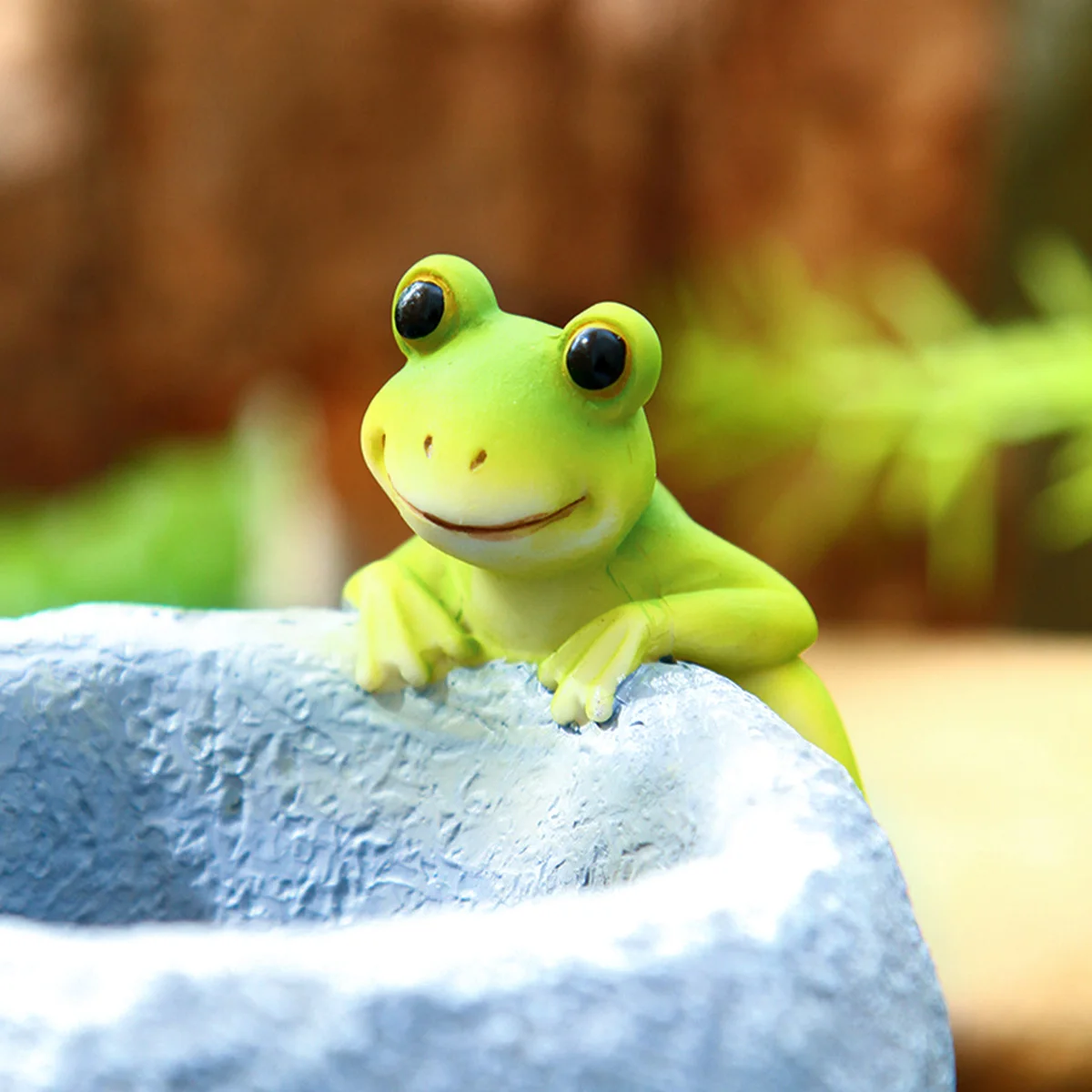 1PC, resin material cartoon frog prone pot garden decorative flowerpot, suitable for courtyard balcony decorative flowerpot