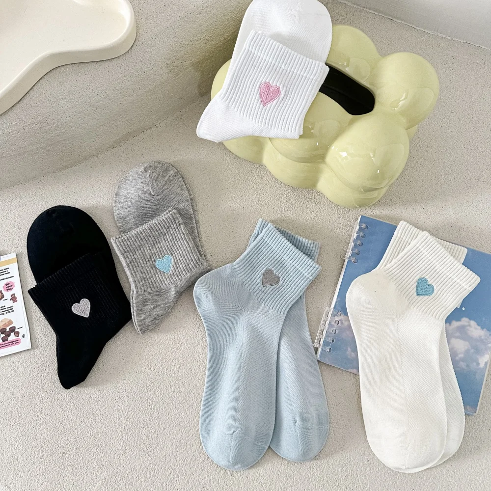 Weiß Frühling Sommer Dünne Atmungsaktive Mesh Herz Stickerei Einfarbig Mitte Rohr Socken Weiche Sport Baumwolle Sokken – Detail 33