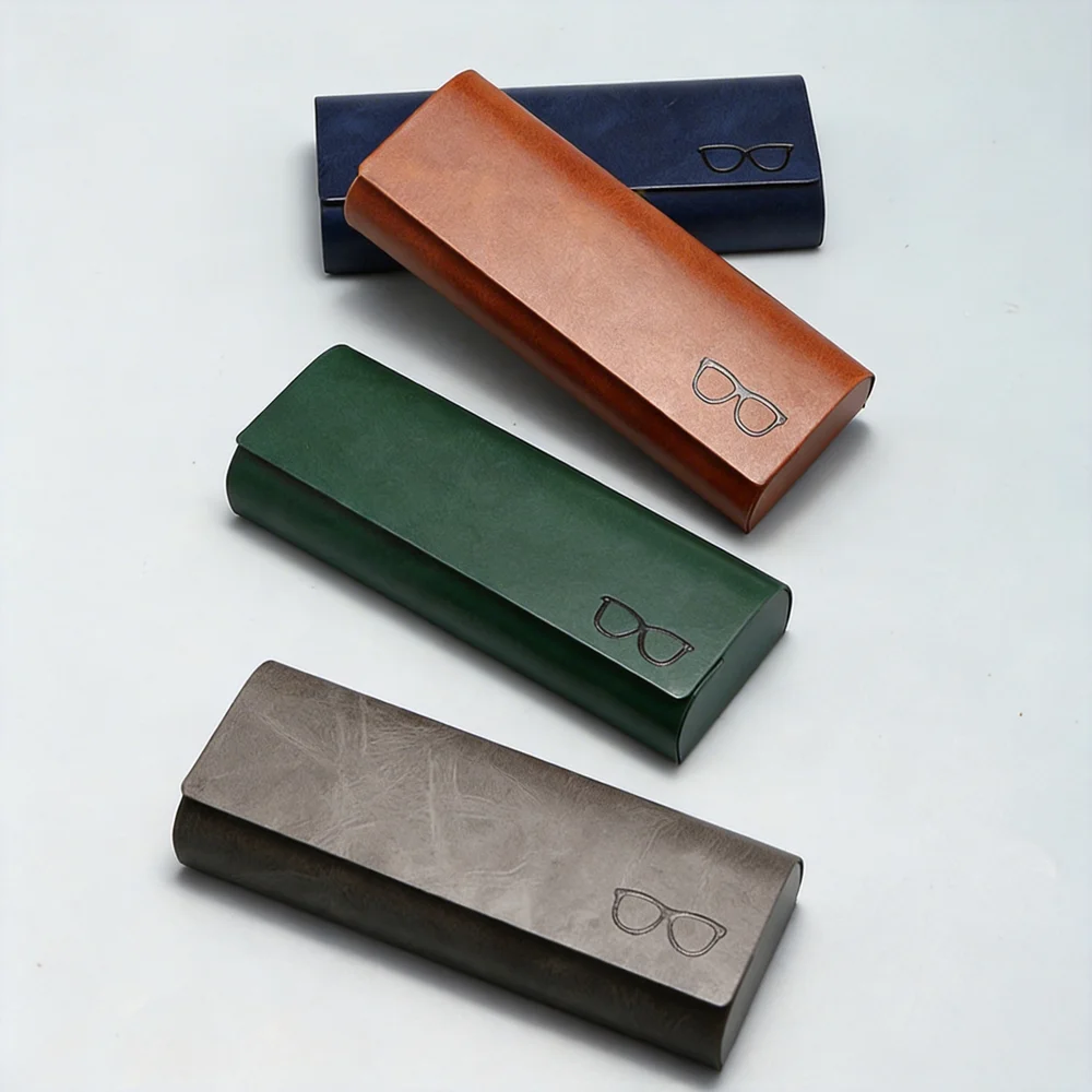 Handcrafted Leather Eyewear Holder - Customizable Travel Glasses Storage Case