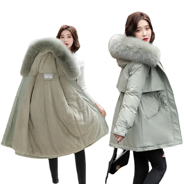 Warm and Stylish Winter Essential: Women's Long Parka