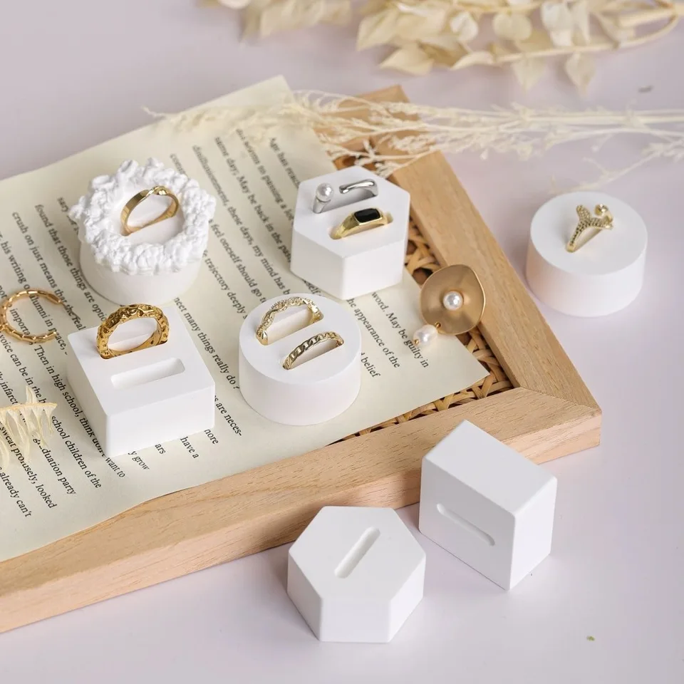 Plateau Photo En Plâtre Blanc Ovale Irrégulier - Pour Présenter Bijoux, Cosmétiques Ou Décorer Votre Intérieur