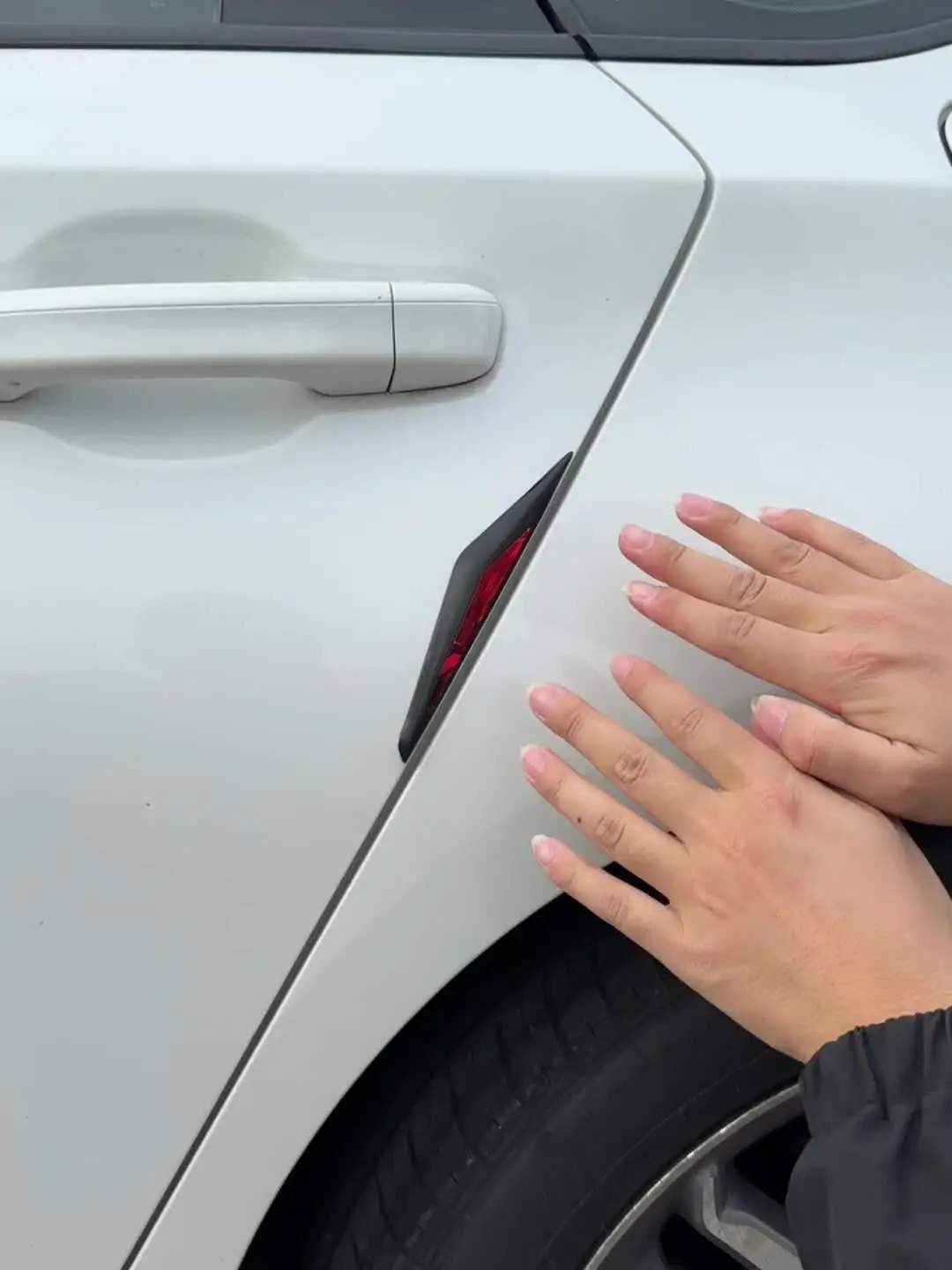 4 шт. защитные 3d наклейки на дверь автомобиля из ПВХ автомобильные аксессуары для
