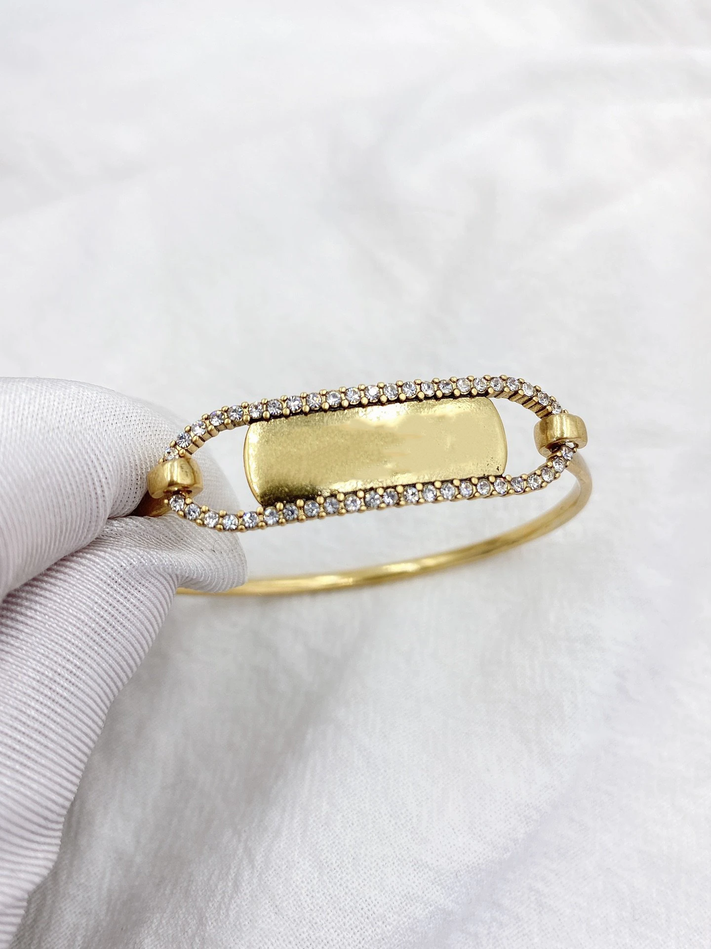 2022 Hot Top Brand 2022 Popular Brand Oval Letter Bracelet Simple And Generous Fashion Versatile Banquet ExquisiteJewellery