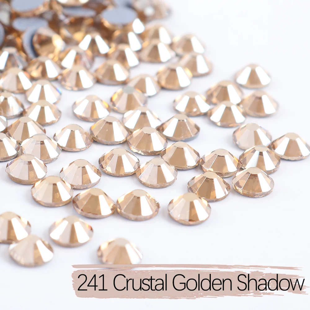 Sparkling Crystal Glass Rhinestones for Clothing and Garment Decoration
