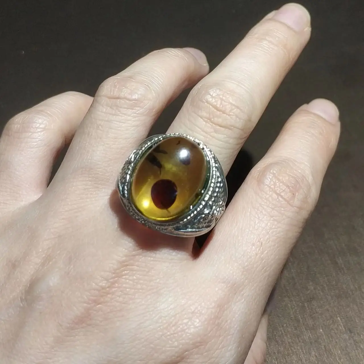 1Pcs/Lot Natural Yellow Amber Flower Ring Men S925 Silver Size Adjustable Chinese Characters Gift Loyalty Jewelry Amulet Taki