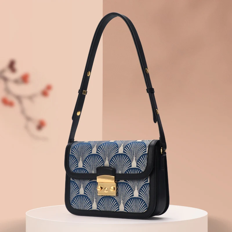 thumbnail image 1 of 2023 Nuevo bolso de hombro para mujer, diseño nacional, caja para axilas, bolso de mano cuadrado con cierre de apertura y tapa a la moda para mujer, 1 of 5