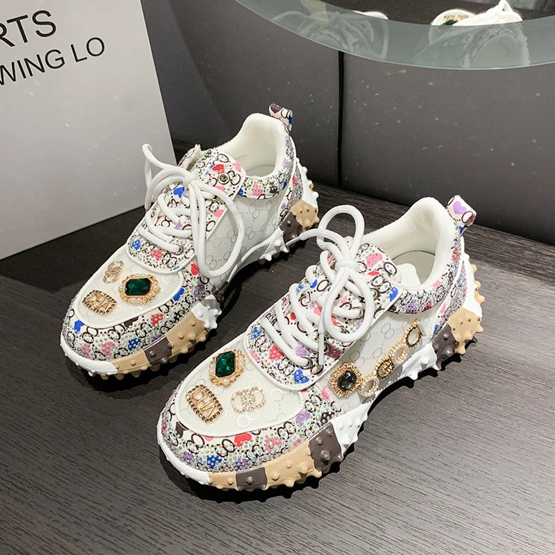 

New Trend Women Sport Shoes Personality Girls Fashion Outdoor Walking Shoes Golden Sneakers