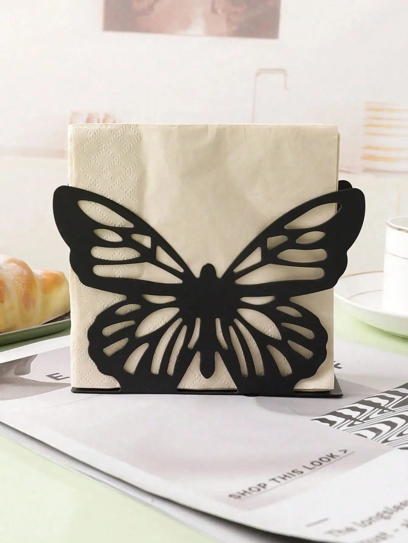 Metal Butterfly Shaped Hollow Out Napkin Holder Personalized Tissue Paper Organizer 1pc tissue dispenser napkin holder
