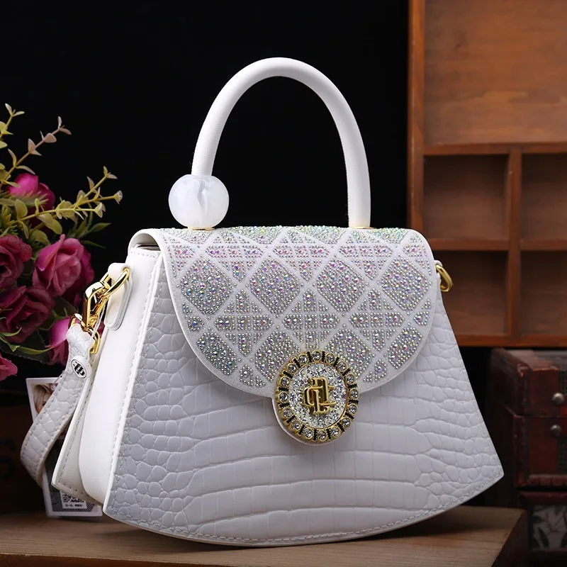 

Luxury Designer Brand New High Quality Cowhide Diamond-set Handbag Women's Fashion Single Shoulder Crossbody Bag Free Shipping