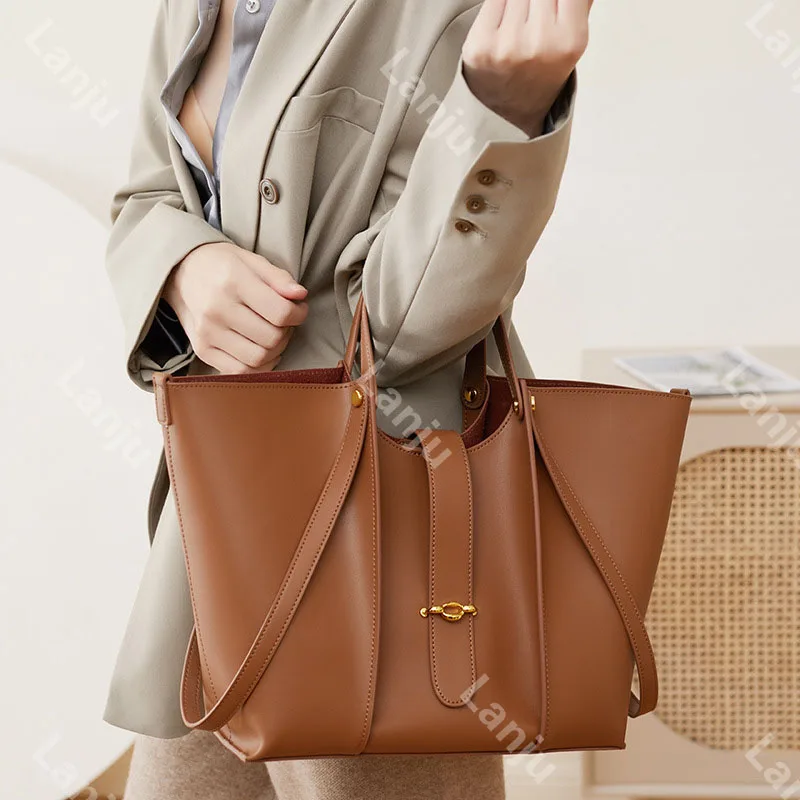 Design women tot bag high-grade feeling leather large-capacity oblique cross-bag new style casual commuter single shoulder bags