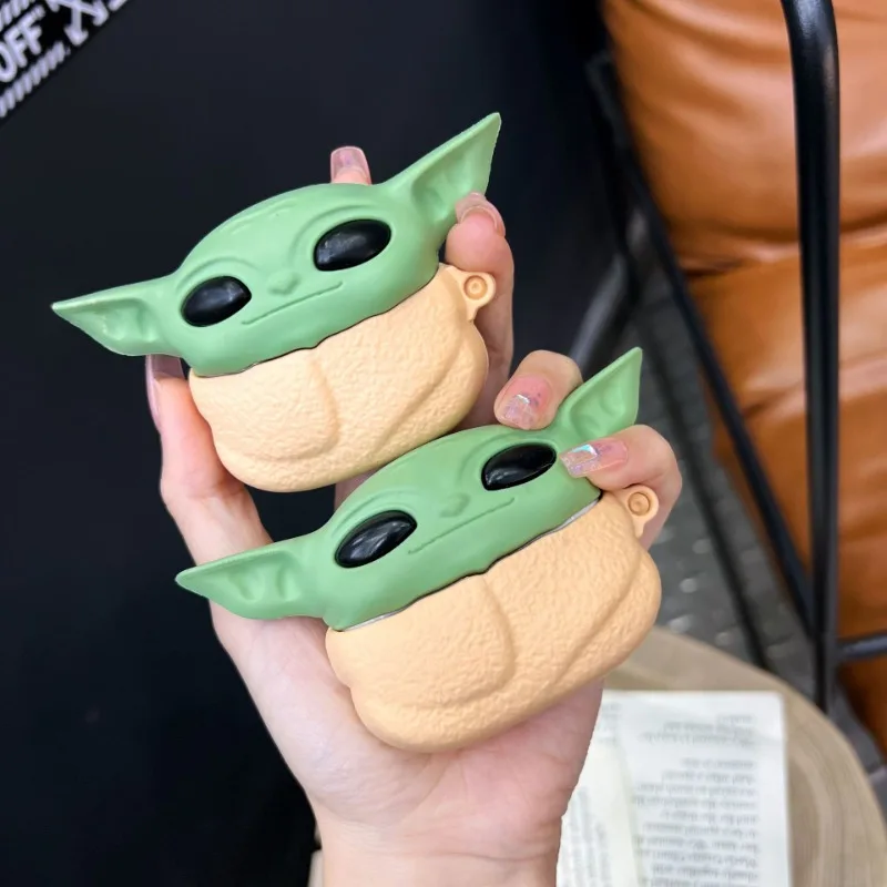 Grogu Mandalorian Airpod Pro Case CASETiFY X STAR WARS MANDALORIAN