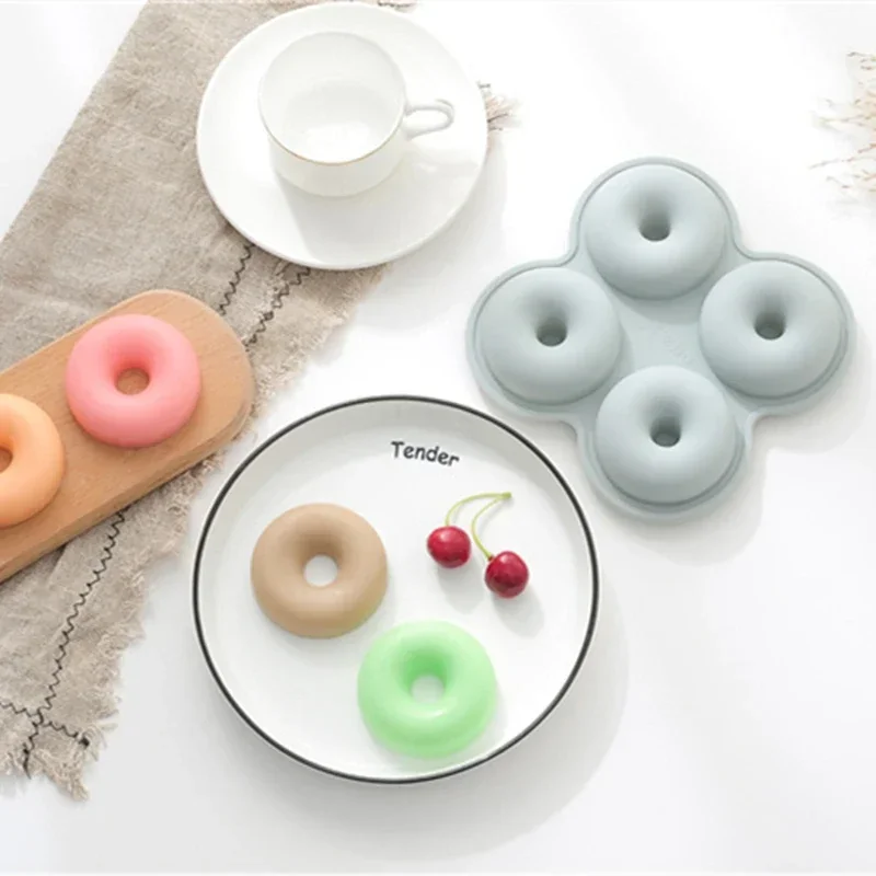 4 Cavity Donut Creative Cake Silicone Mold Home Kitchen Baking Tray Cake Silicone Molds Cooking Bakeware Bake Tools Moulds Brush
