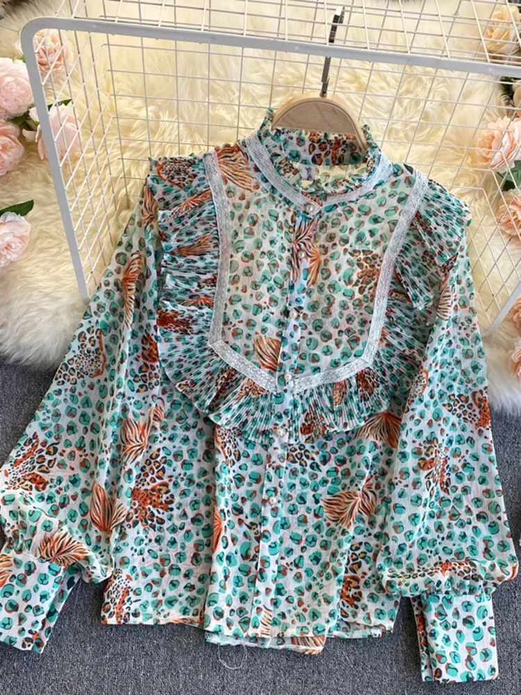 soor ploom astrid blouse in meadow print at Little