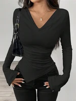 2025 printemps été nouveau femmes col en V épaules dénudées à manches longues conception t-shirt coupe ajustée avec volants irréguliers manches longues haut 5