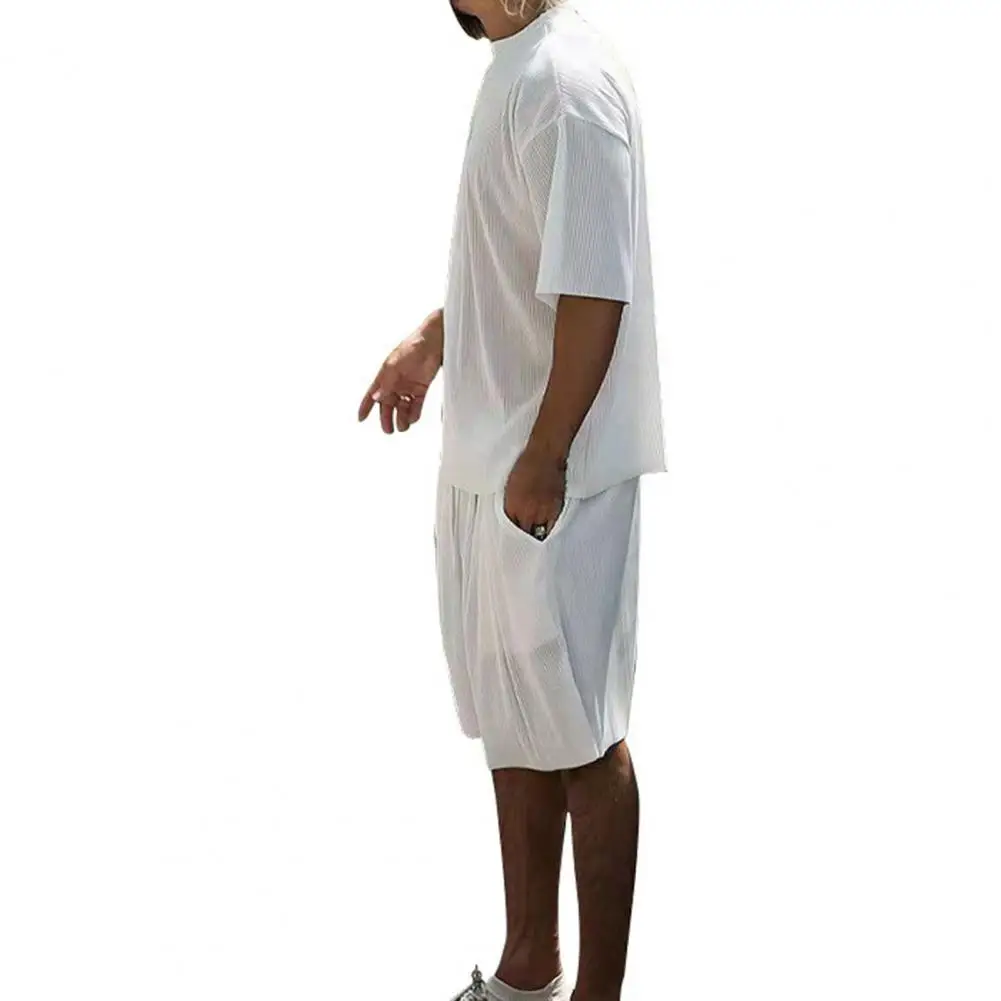Popular Athletic Wear Set Round Neck Male Loose Drawstring Shorts T-shirt  Men Outfit    Sportswear Set 1 Set