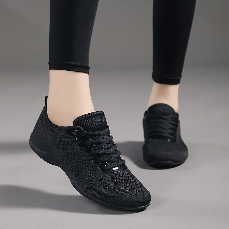 Kids Dance Shoes Jazz Sneakers Children's Competitive Aerobics Shoes Soft Bottom Sports Shoes Girl Professional Training Fitness with sports shoes