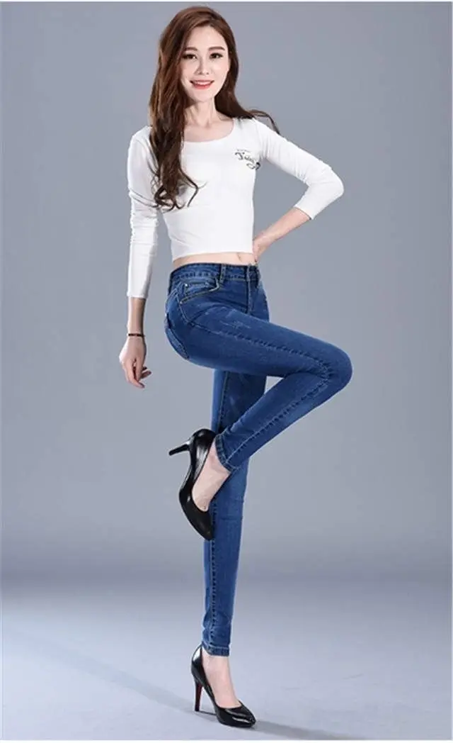 Title 3, Jeans da donna a vita alta con elastico, vestib...