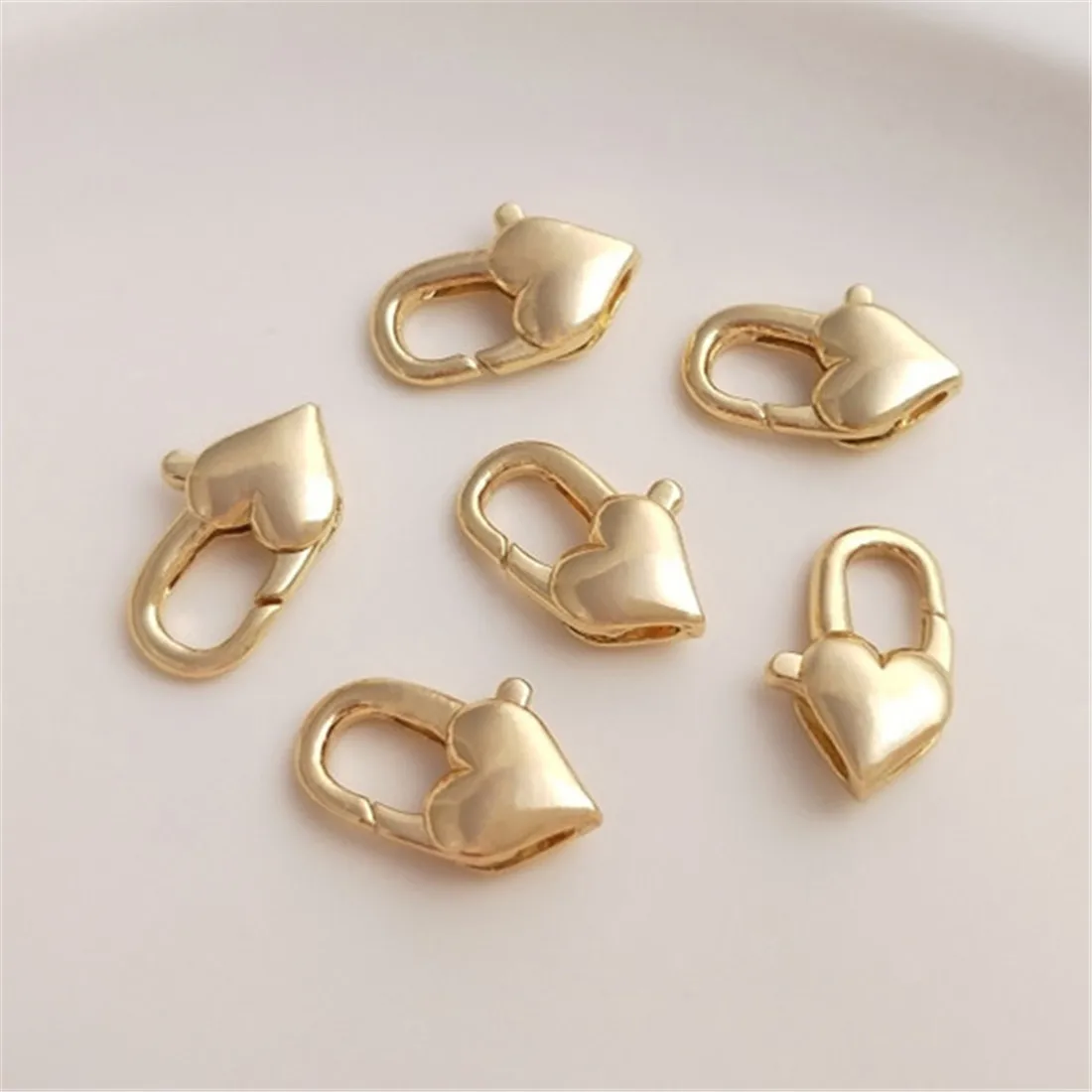 14K Gold Heart-shaped Chain Necklace Clasp Love Lobster Clasp Spring Clasp Diy Handmade Jewelry Accessories B913 10 50pcs 11mm high quality small hook webbing trigger snap hooks hard carabines swivel clasp lobster claws bag parts accessories