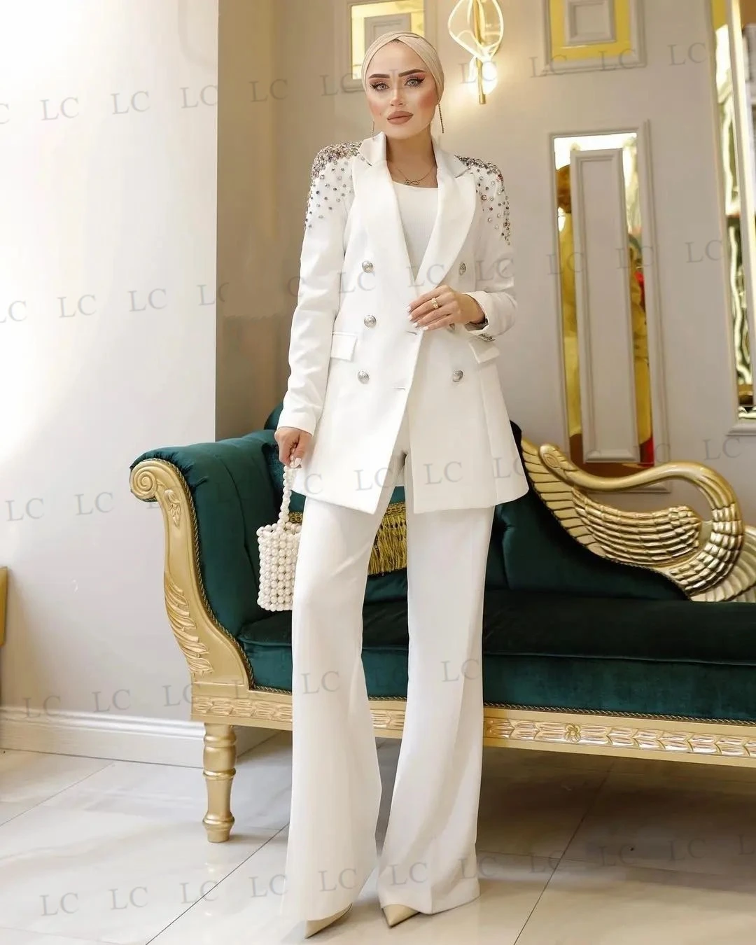 Fashion Women Suits 2 Pieces Blazer Pants Buttons Peaked Lapel Party Beads Diamonds CrystaPlus Size Tailored Mother Of The Bride