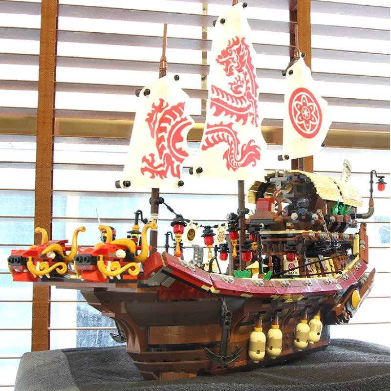 

In Stock Ninja Destiny's Bounty 2295 PCS Flying Bounty Ship Building Blocks Bricks Toys for kids Birthday Xmas Gifts 70618 06057