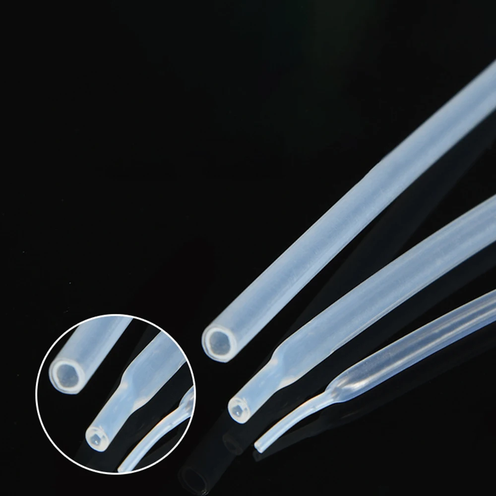 Tuyau silicone 2.4mm de diamètre intérieur pour modélisme, coupé en plusieurs morceaux de 1 mètre.
