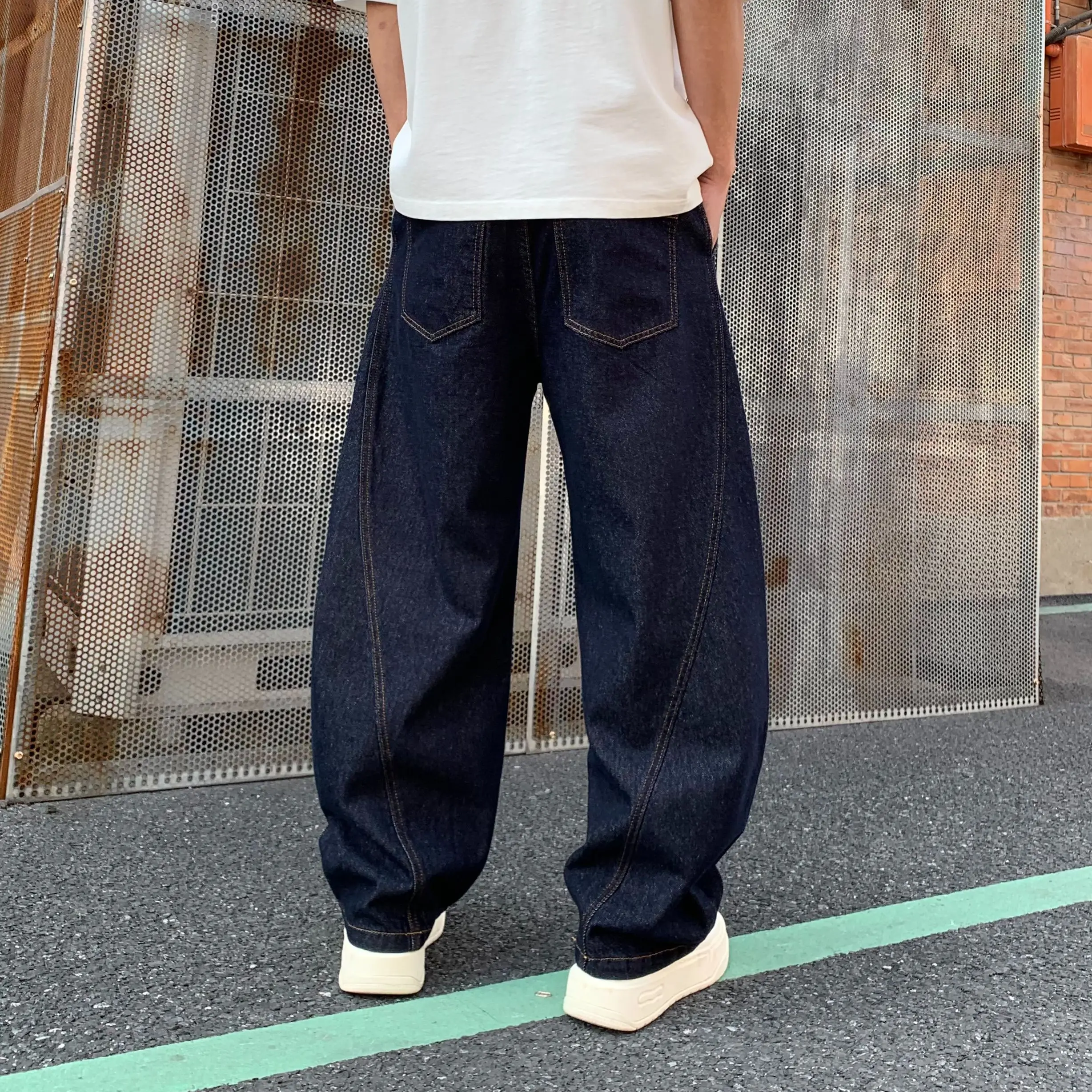 Popular Dark Blue Men's Denim Bloomers Wide Leg Y2k Pants New Spring Street Clothing 4